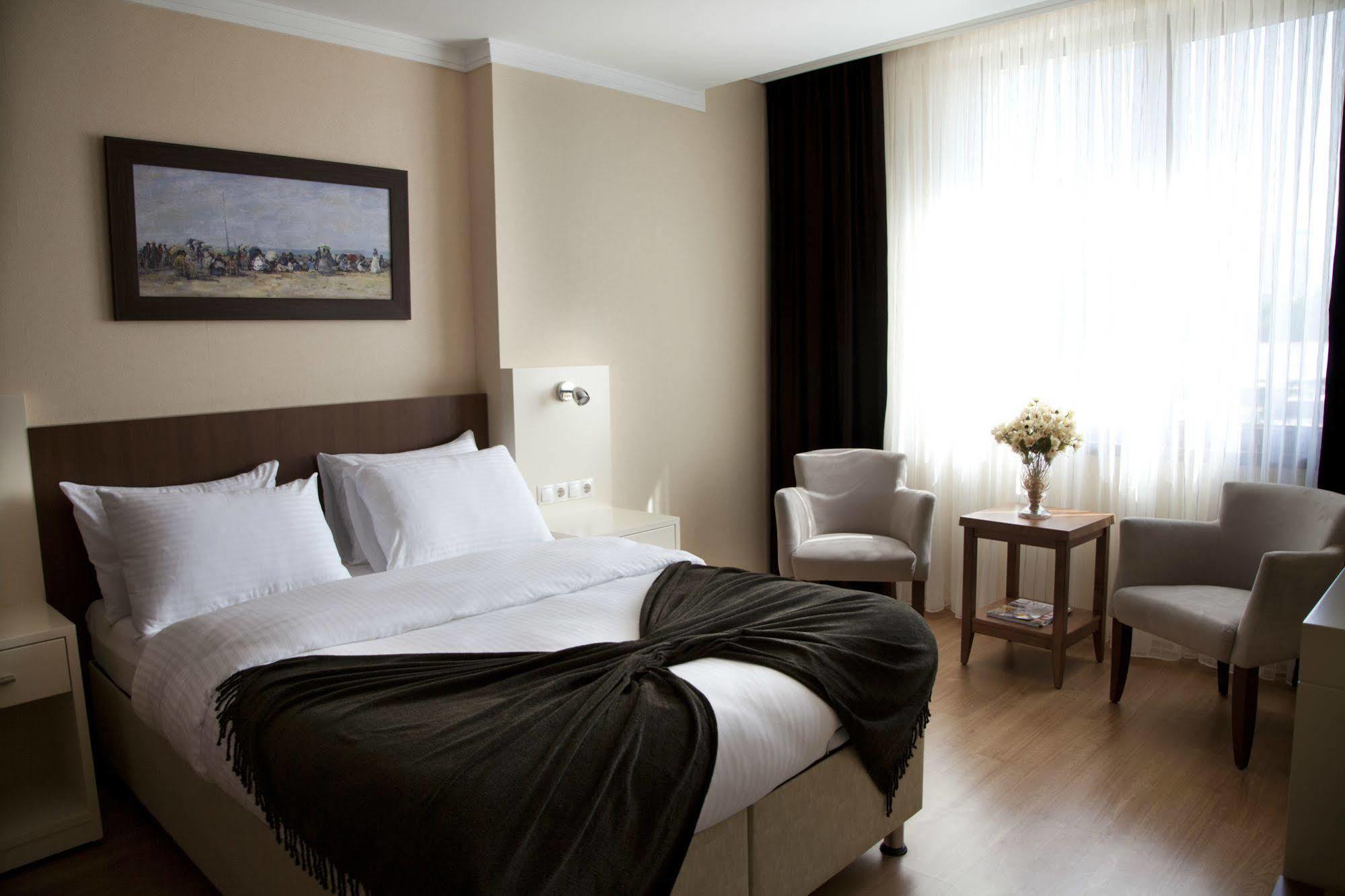 Gosterisli Otel Duzce Exterior foto